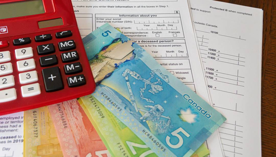 RRSP Withdrawal Tax | Guide To Minimal Costs & Maximum Savings