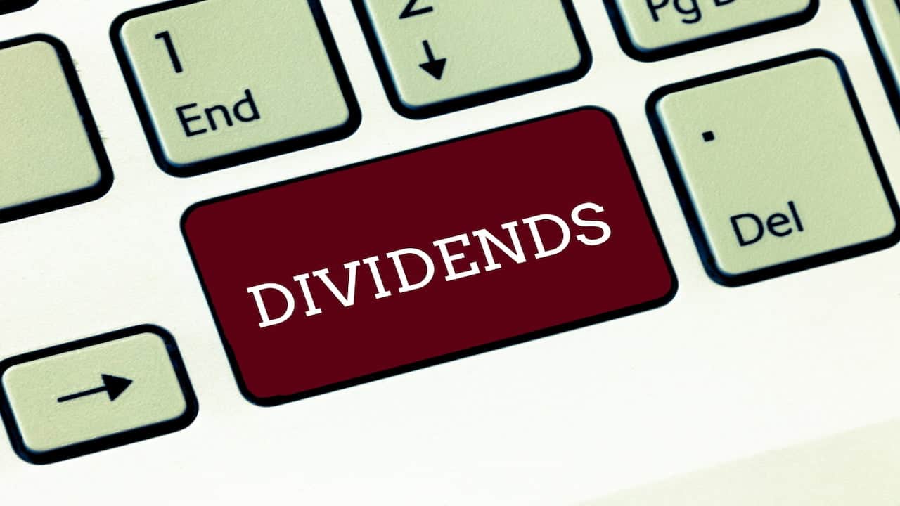 dividends key on the computer keyboard